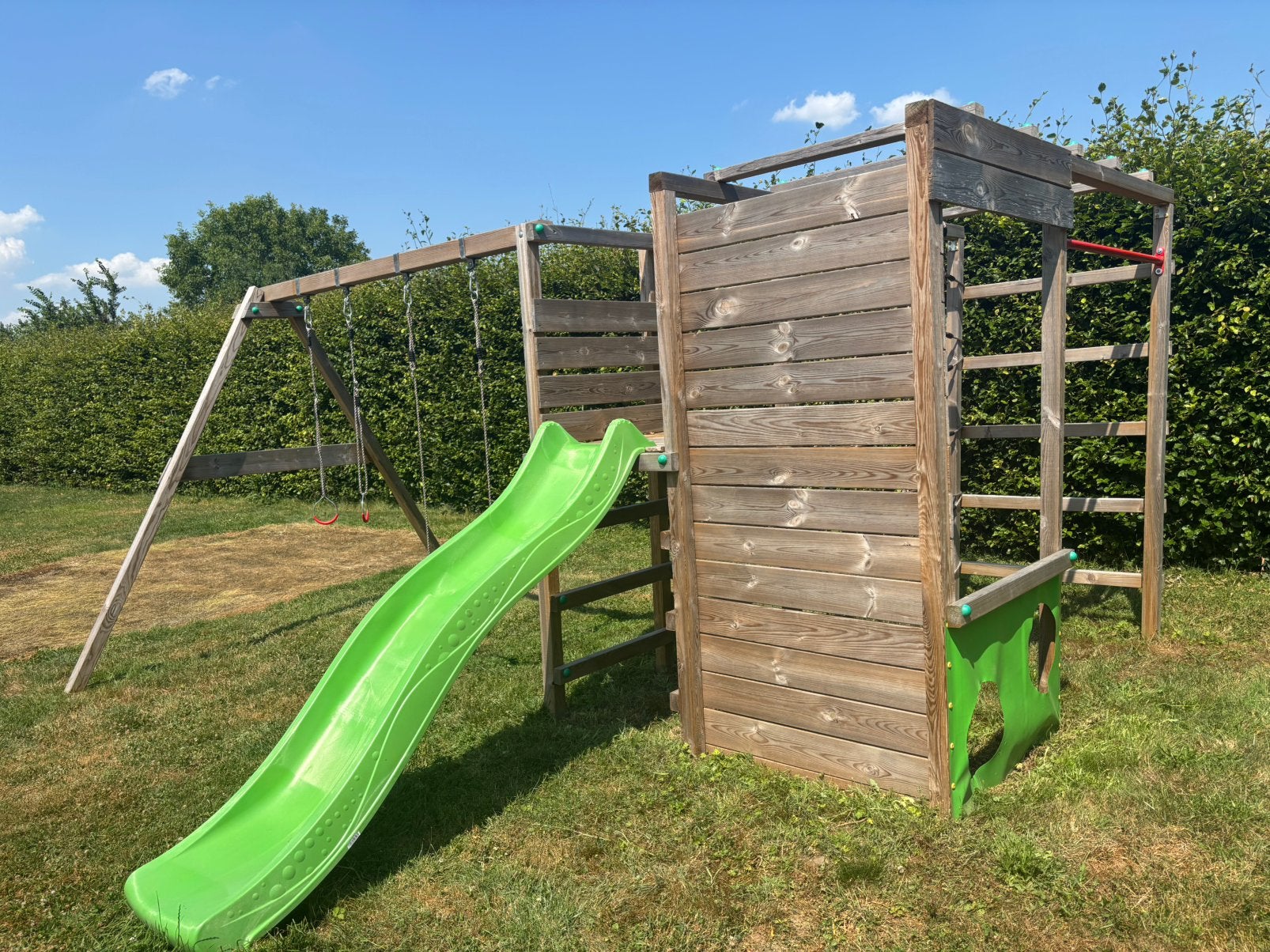 Balançoire wickey avec toboggan, Enfants & Bébés, Jouets | Extérieur | Aires de jeux, Enlèvement, Comme neuf, Balançoire