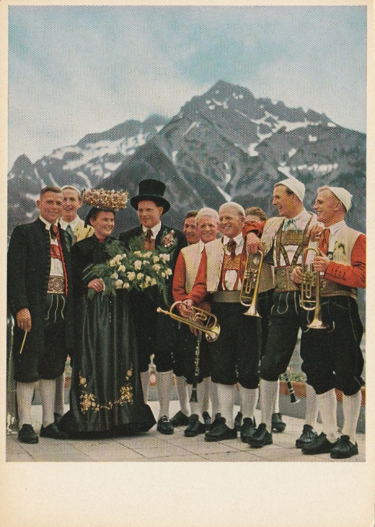 FOLKLORE - Kleinwalsertaler Muzikanten en Bruidspaar, Ophalen of Verzenden, Ongelopen, Muziek