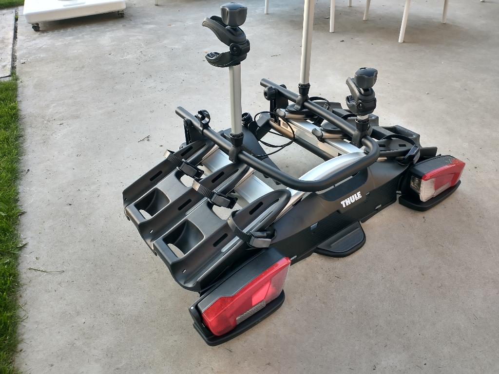 Thule VeloCompact 13-pin fietsendrager 3 e-bikes, Auto diversen, Fietsendragers, Ophalen, 3 fietsen of meer, Elektrische fiets