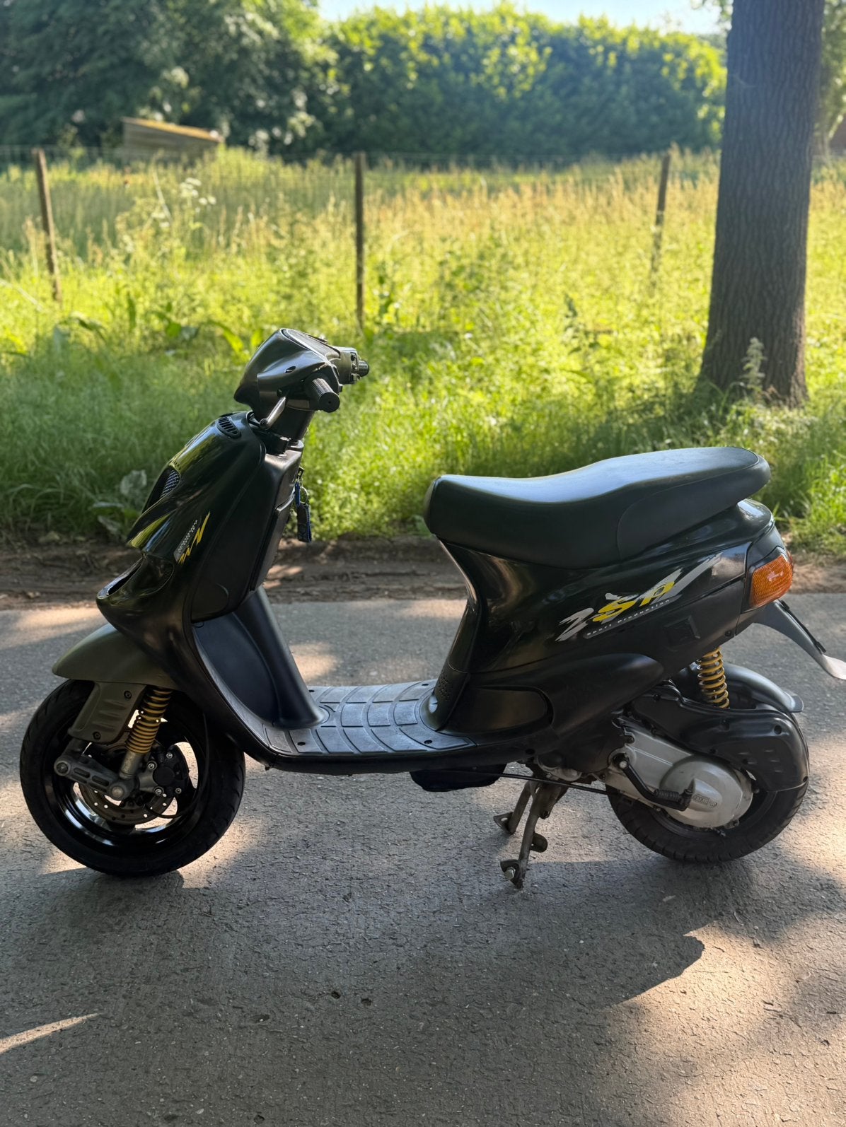 Piaggio zip sp98 b klasse, Fietsen en Brommers, Scooters | Piaggio, Ophalen of Verzenden, Zo goed als nieuw, Zip