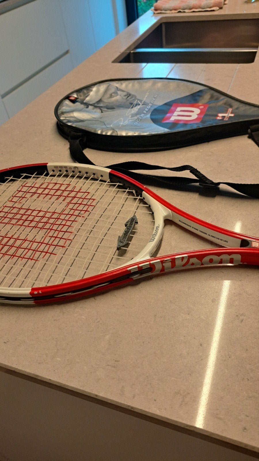 Tennisracket Wilson.  (Roger Federer) +cover, Enlèvement, Raquette, Wilson