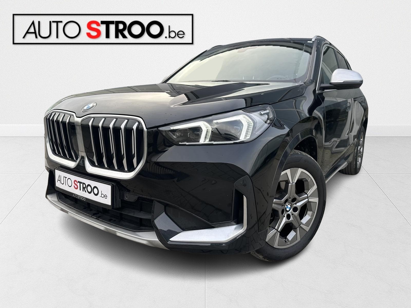 BMW X1 sDrive18i aut. | PDC | CAMERA | X-line | CARPLAY| NAV, 136 pk, USB, Zwart, Bedrijf