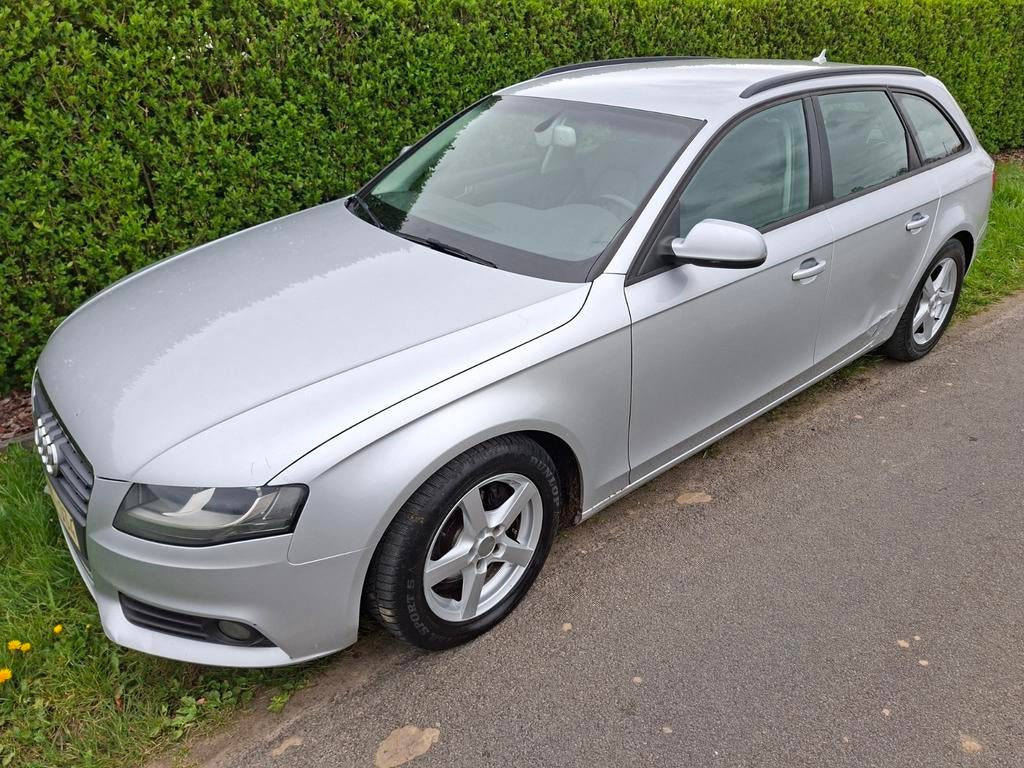 Audi A4 Avant B8 2010 diesel 1968cc - 100kw/136pk - 282.500k, Autos, Achat, 1610 kg, 129 g/km, A4