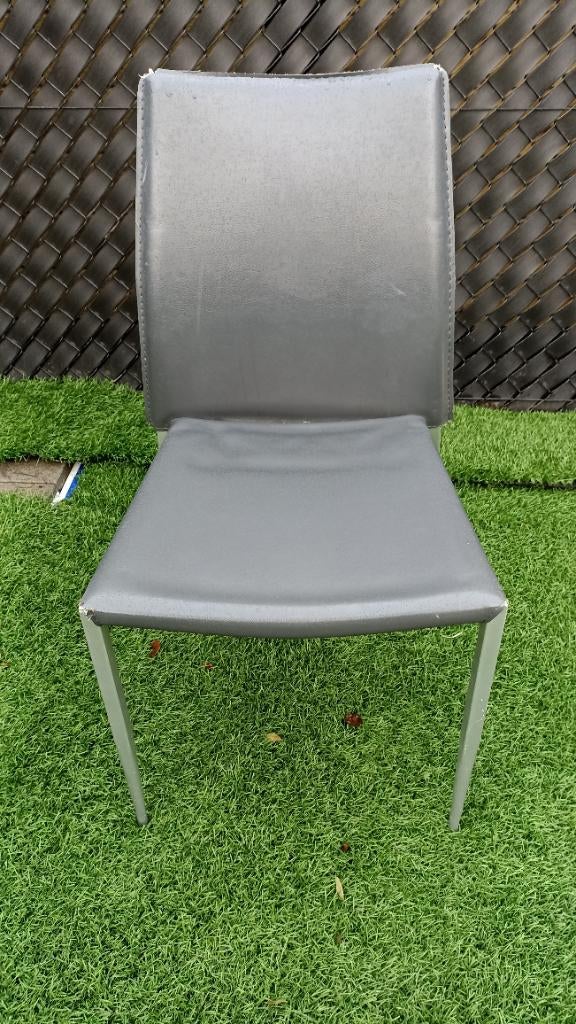 Gratis 6 stoelen, Huis en Inrichting, Stoelen, Ophalen, Gebruikt, Grijs, Metaal