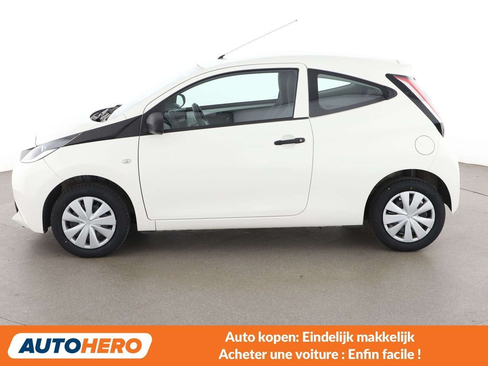 Toyota Aygo 1.0 X (année de construction 2018), Autos, Achat, 998 cm³, 69 ch, Boîte manuelle