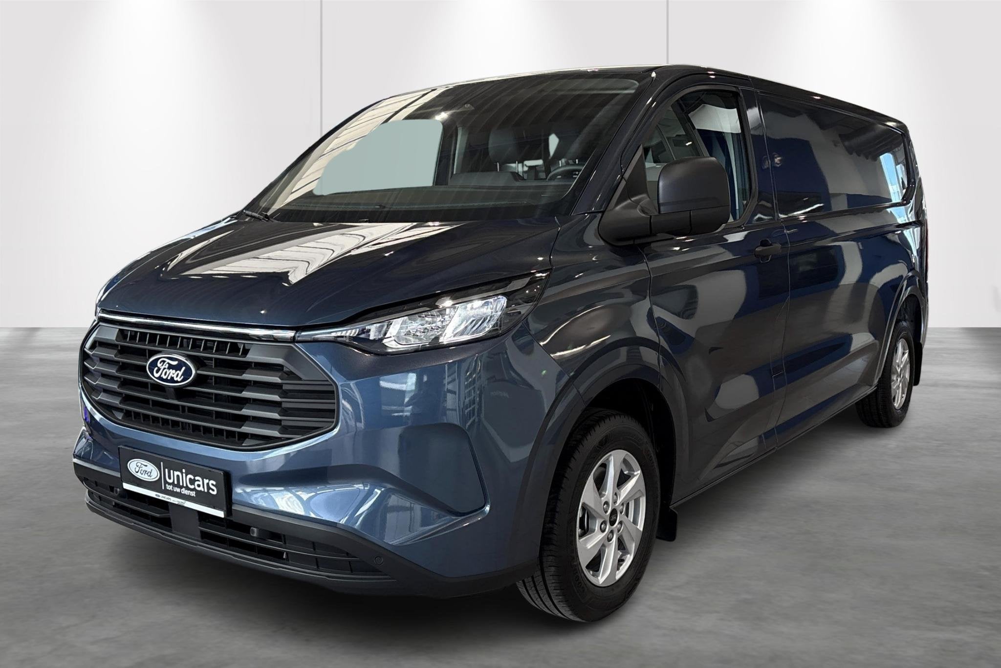 Ford Transit Custom 320L Trend 2.5i 227pk PHEV eCVT FWD, Auto's, Bestelwagens en Lichte vracht, 4 deurs, Stof, https://public.car-pass.be/vhr/8c9c7af8-d771-402d-91ee-576e9c818a7d