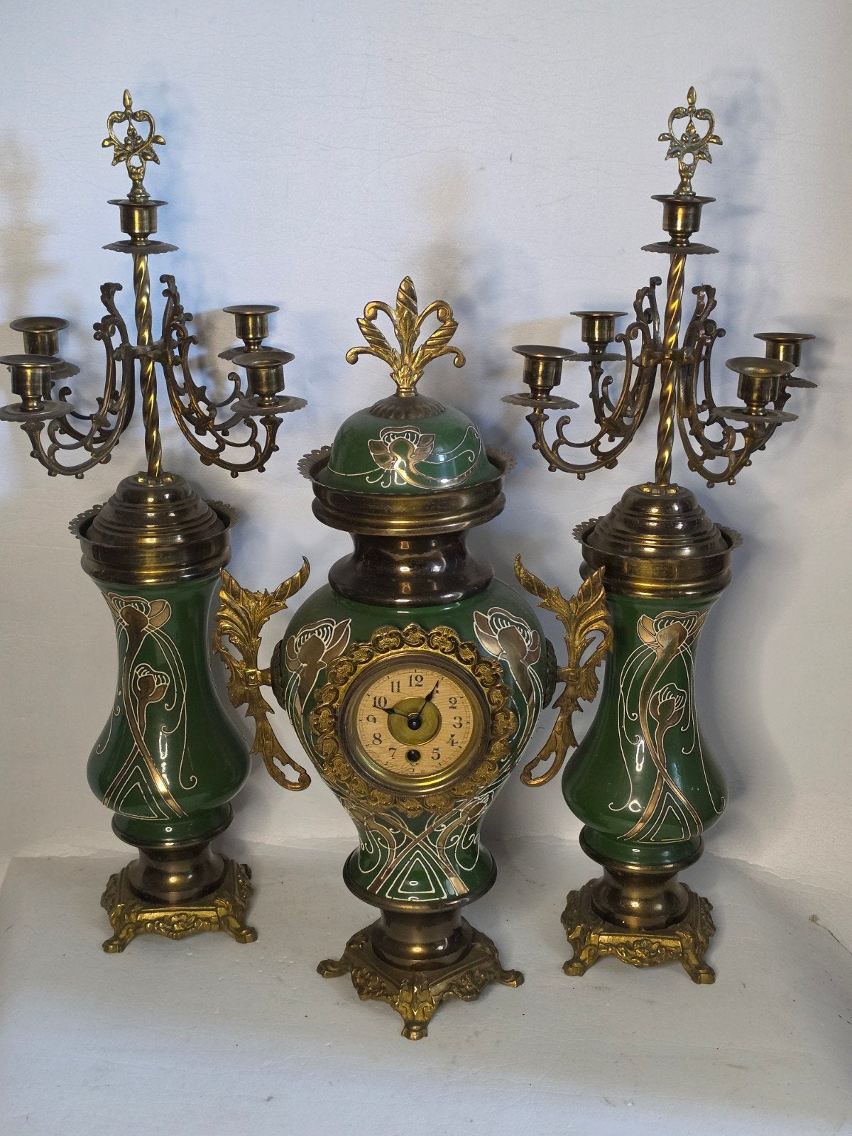 Art Nouveau clock set - Stylized floral

motifs, Enlèvement ou Envoi