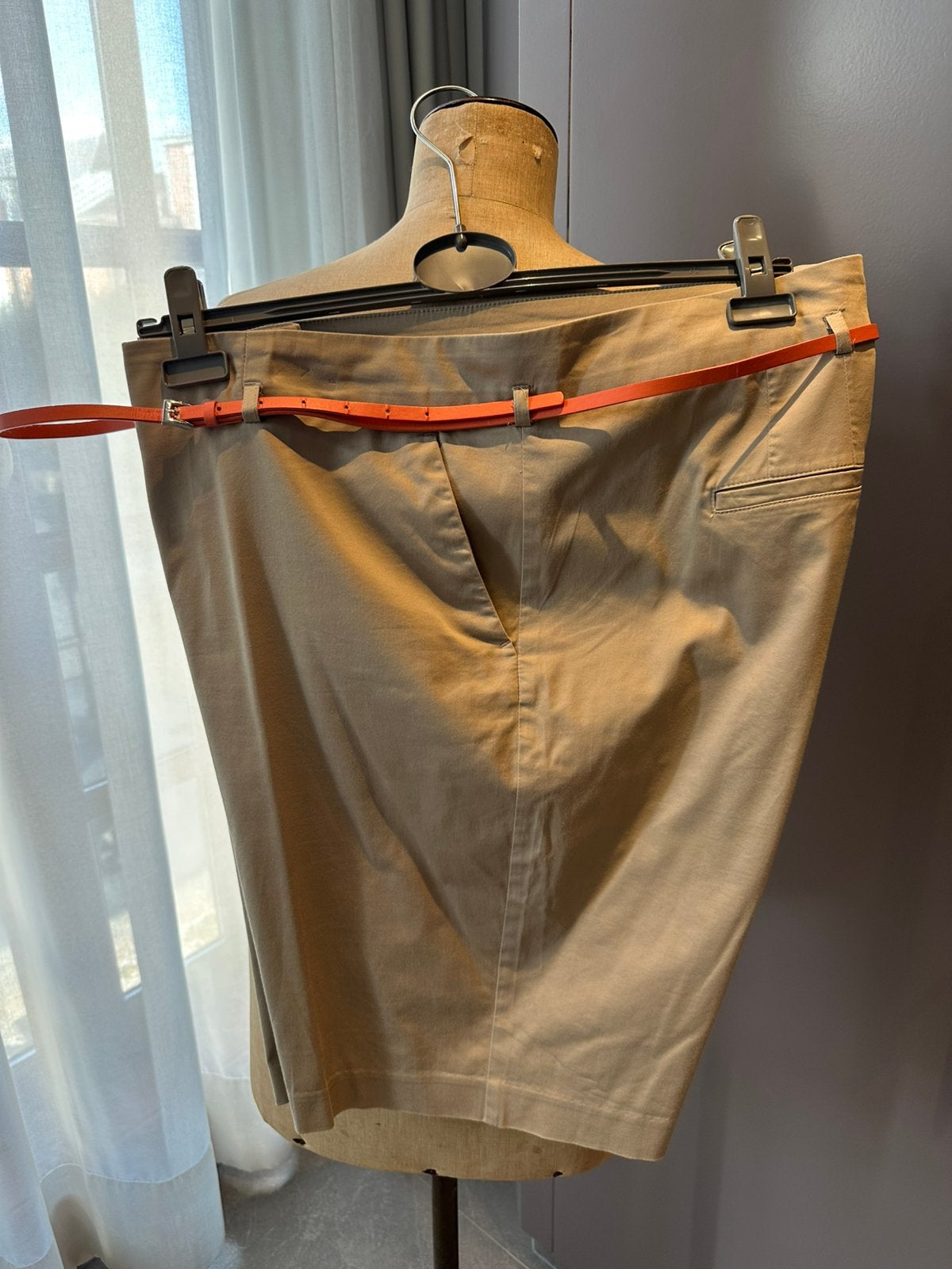 Short beige, taille 52, H&M, Enlèvement ou Envoi, Beige, Comme neuf