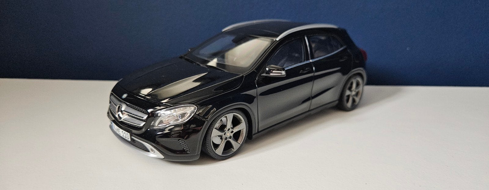Mercedes GLA norev 1/18, Enlèvement ou Envoi, Norev