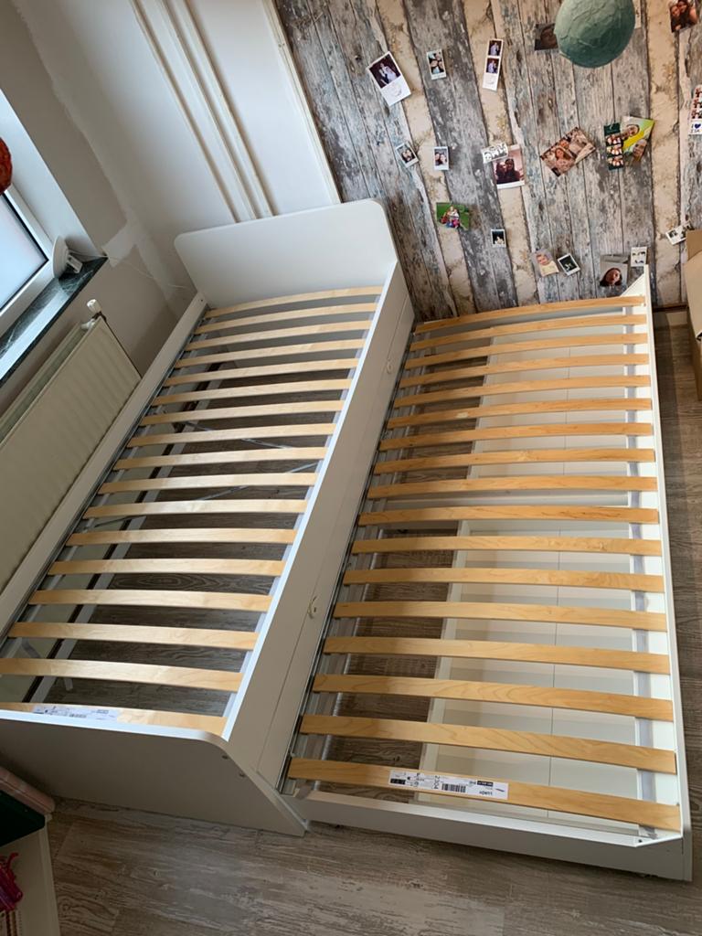 Lit gigogne Ikea blanc (90cm sur 200cm), Huis en Inrichting, Slaapkamer | Bedden, Ophalen, Verstelbaar, 90 cm, Eenpersoons