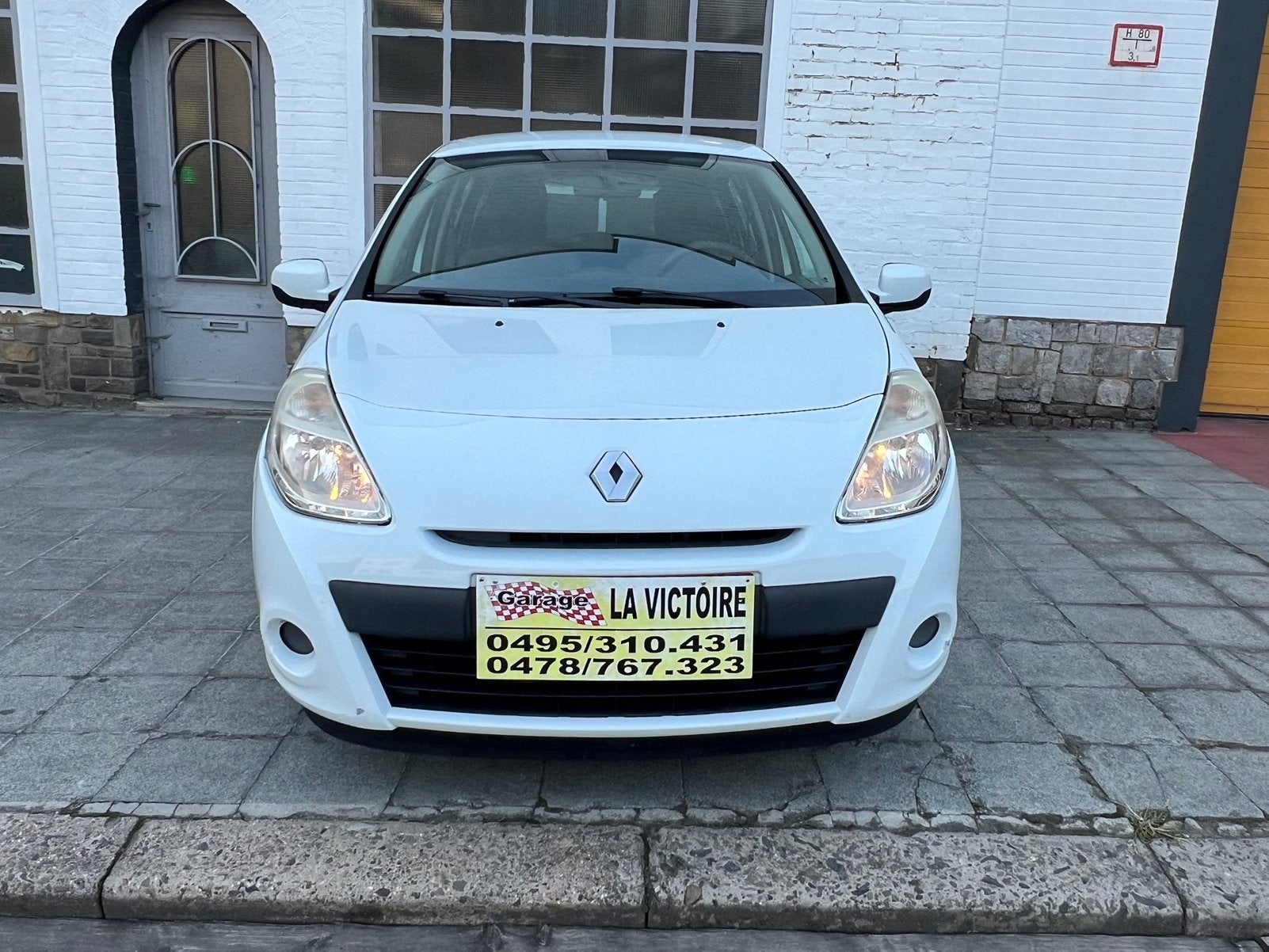 Renault CLio 5 Portes 88000km 1.5 DCi 63kw 0032478767323, Autos, Achat, 63 kW, Entreprise, Système audio