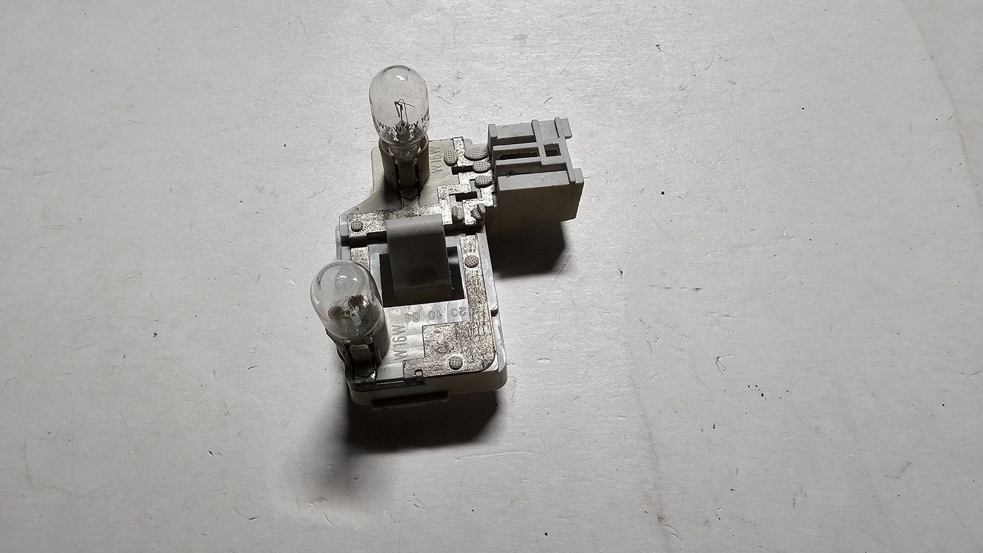 Lamp fitting achterlicht rechts BMW 5 serie E61 63216935332, Auto-onderdelen, Verlichting, BMW, Gebruikt, Herkomst onderdeel bekend