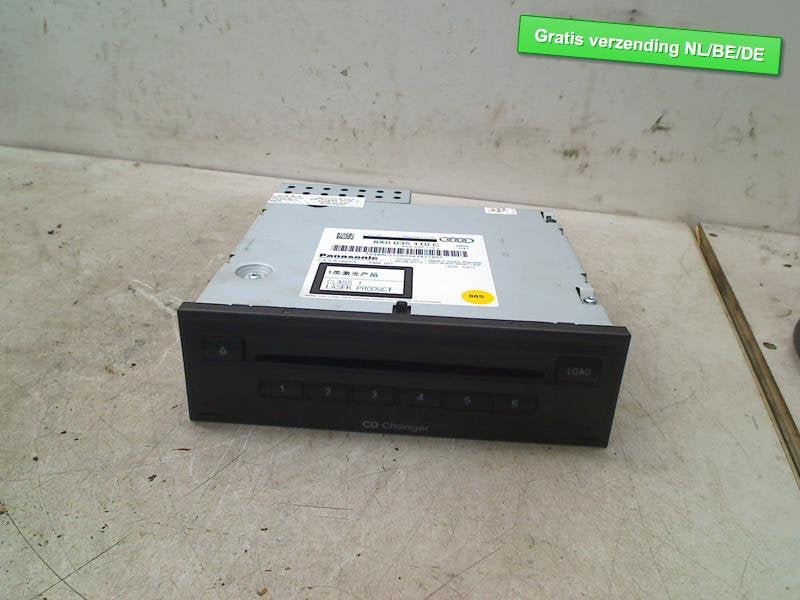 CHARGEUR CD Audi Q3 (8UB / 8UG) (8X0035110C), Auto-Union-Straße  1,
85057  Ingolstadt, DE, Info@audi.de, Audi, Utilisé