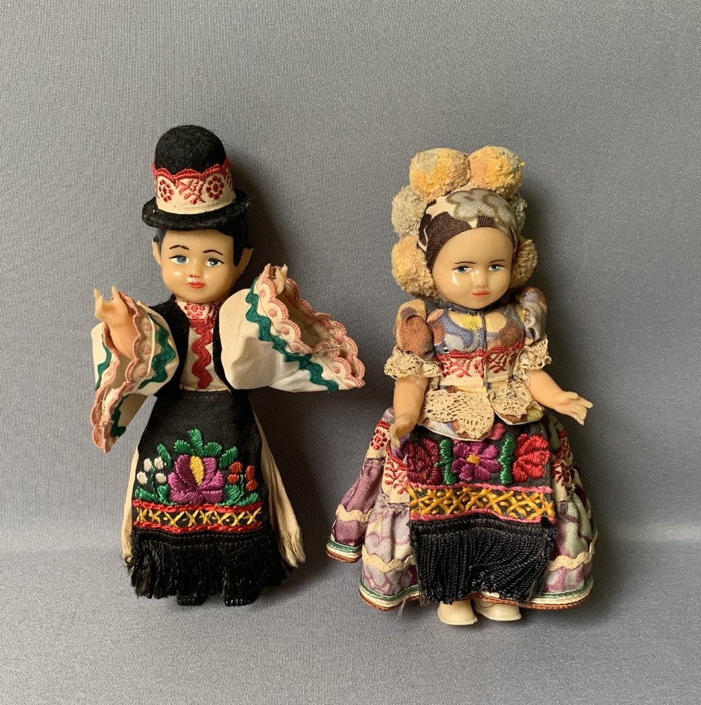2  vintage Matyo Hongaarse poppen celluloid, Ophalen of Verzenden, Gebruikt, Overige typen
