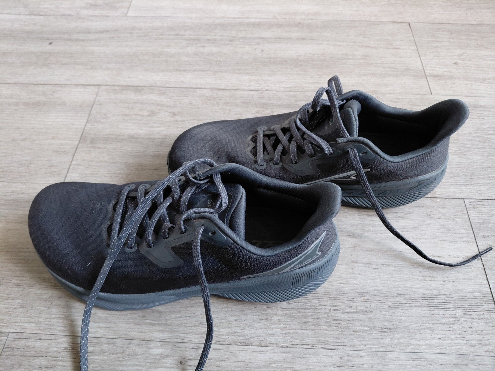 Baskets Altra, Comme neuf
