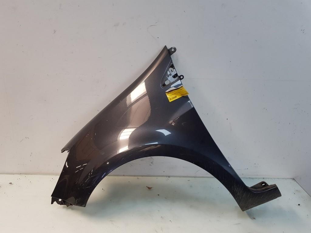 AILE AVANT GAUCHE Renault Clio III (BR / CR) (|7701476104|), Dhr. J. Ham, Renault, Gauche, Utilisé