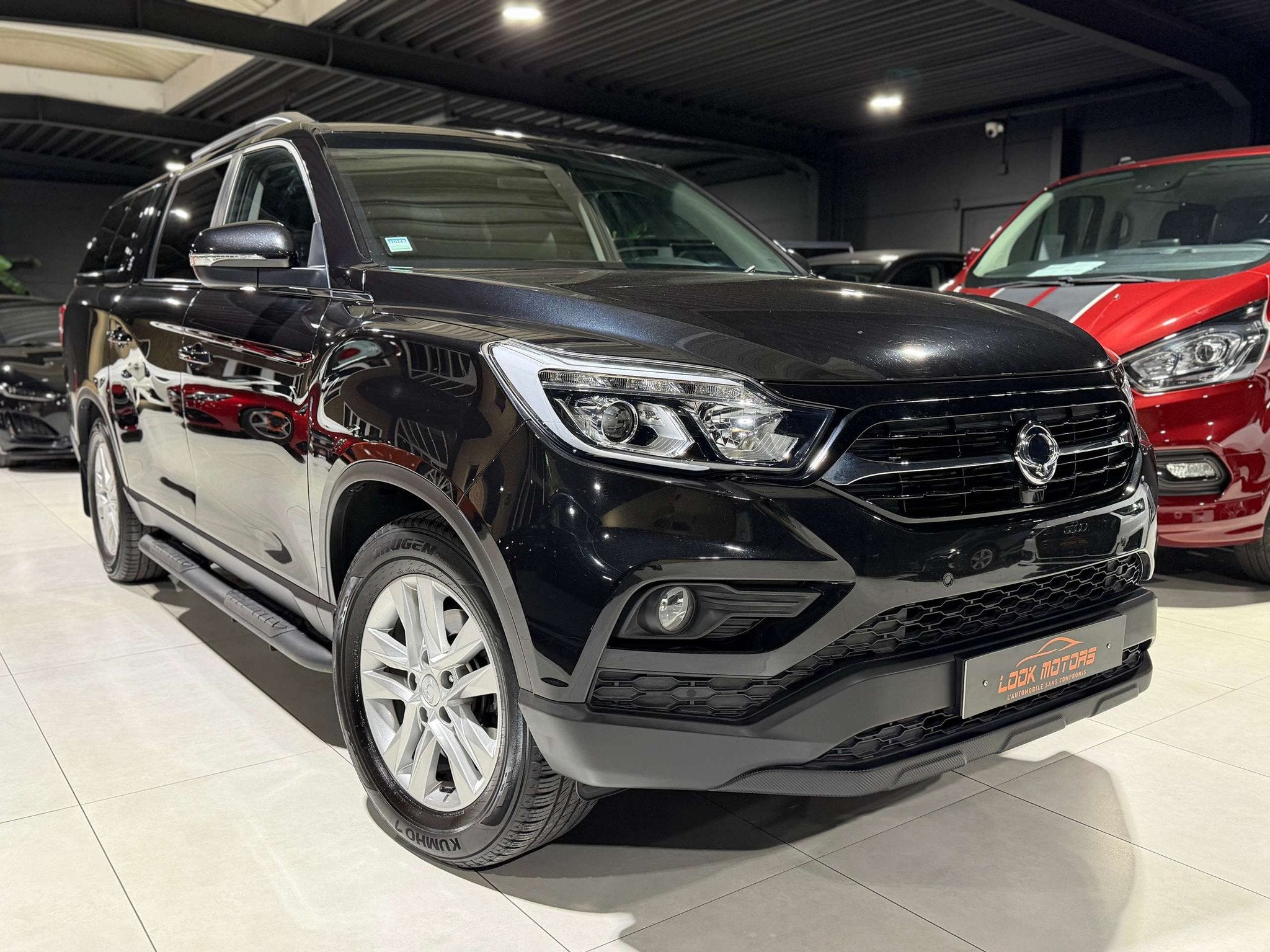 SsangYong Musso 2.2 Turbo e-Xdi 4WD AUTOMATIQUE 181CV CUIR N, Autos, Cuir, Achat, Entreprise, Musso