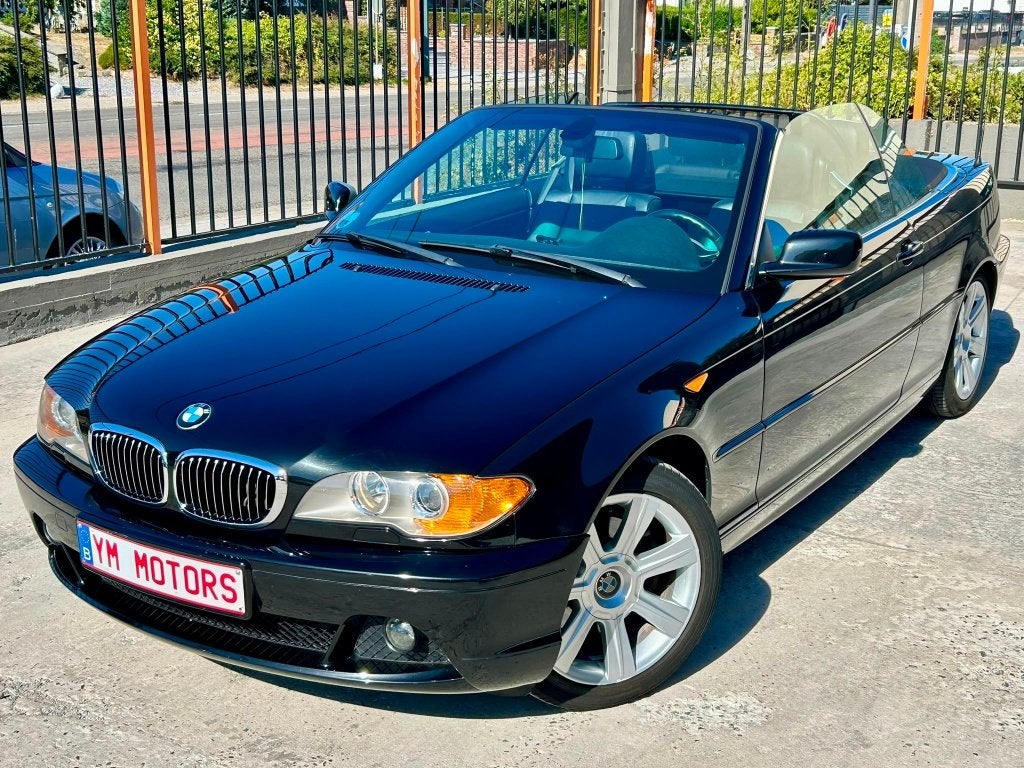 BMW 320i cia cabriolet automatische transmissie 145.000 km, Automaat, 4 zetels, Achterwielaandrijving, 199 g/km