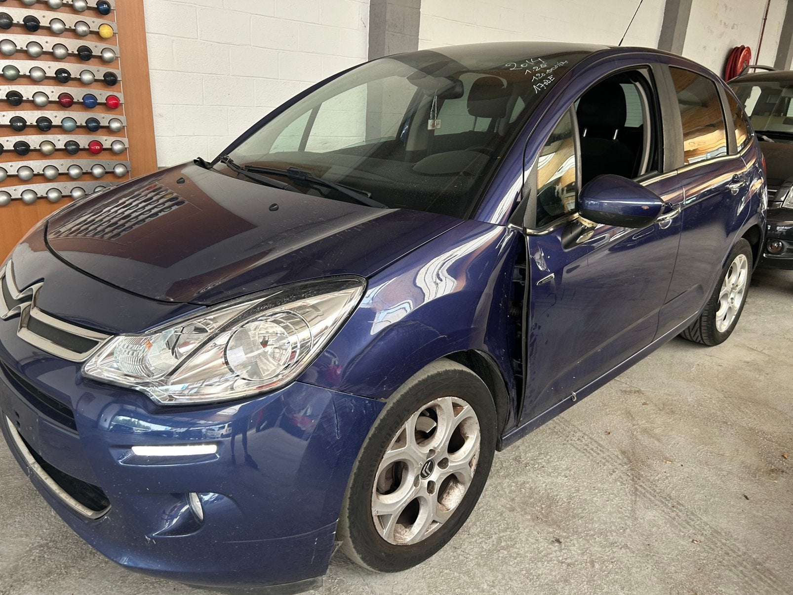 Citroën c3 exclusive 1.2e 2014 120000km, Blauw, Bedrijf, C3, Parkeercamera
