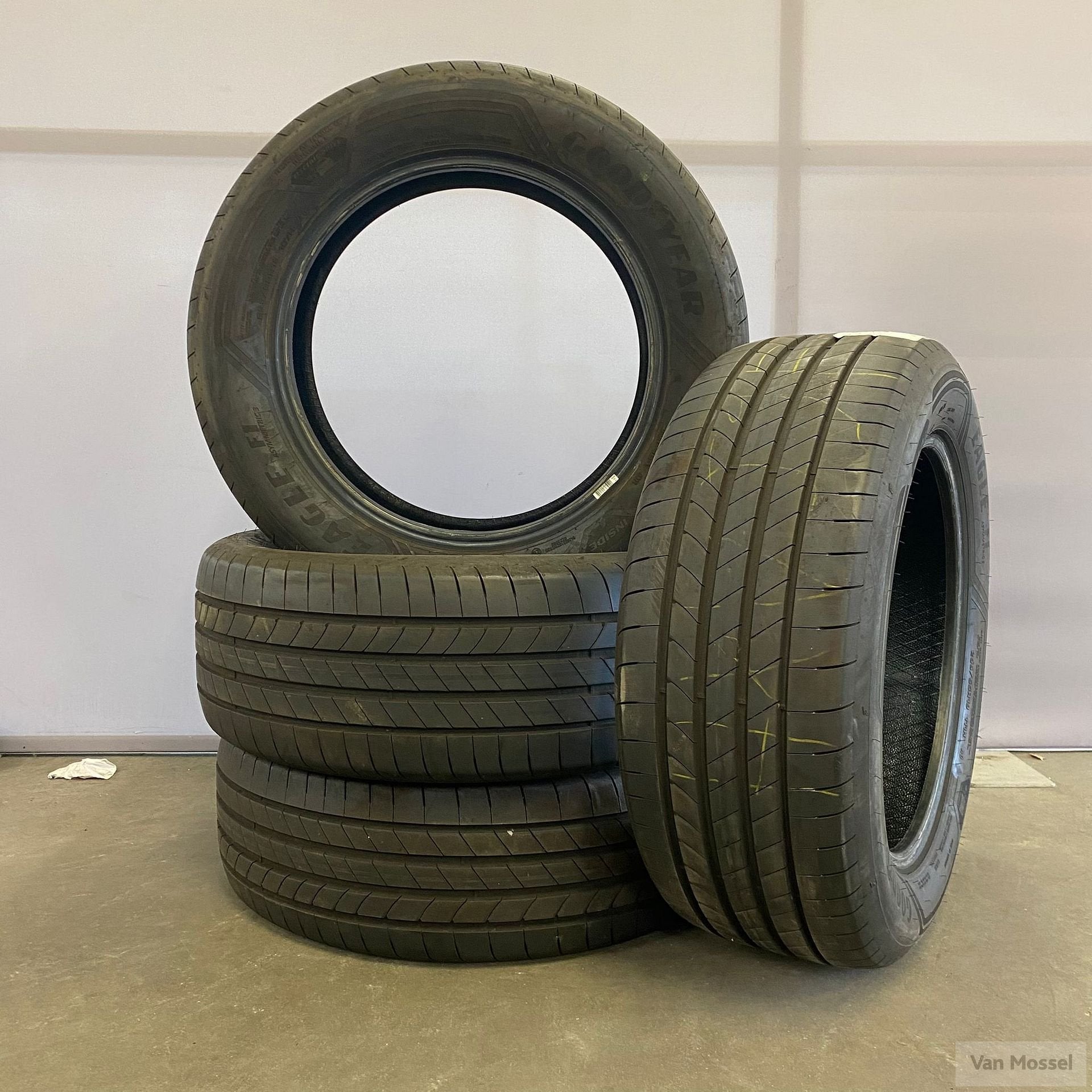 Goodyear Eagle F1 Asymmetric 3 SUV 235/60/R19 - 255/55/R19 1, Véhicule de tourisme, Pneus été, -, Pneu(s)