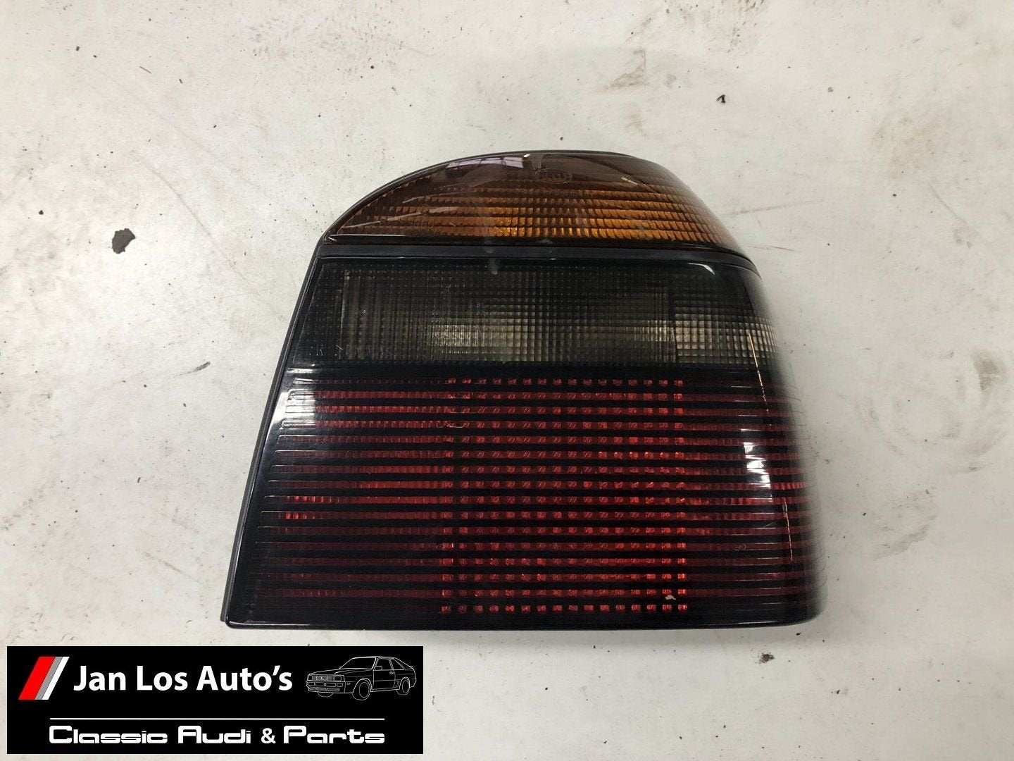 Achterlicht Rechts VW Golf Cabrio 1e0945112, Volkswagen, -, Utilisé, -
