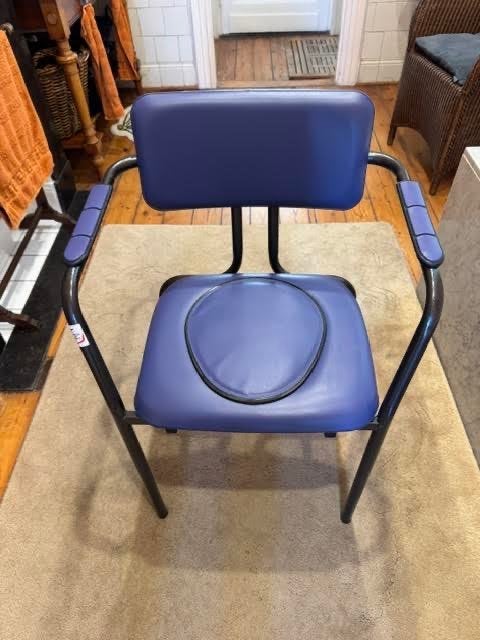 Nouvelle chaise de toilette pour un poids de 50 à 120 kg, Enlèvement, Neuf