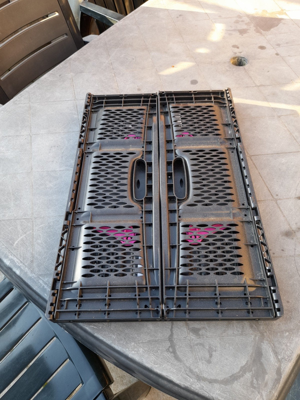 15 bacs de rangement, pliables
bacs de rangement 40 x 5, pli, Enlèvement