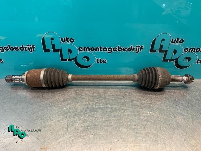 Aandrijfas links-voor van een Renault Clio (Clio 3 06-), Gebruikt, -, Renault, -