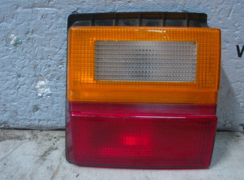 PANNEAU ARRIÈRE DROIT AVEC LAMPE Audi 100 (C3) (443945226), Auto-Union-Straße  1,
85057  Ingolstadt, DE, Info@audi.de, Audi, Utilisé