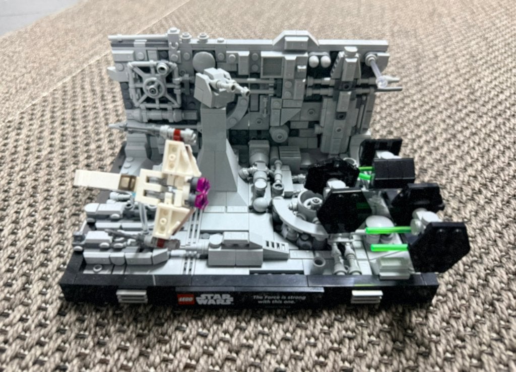 Lego 75329: Death Star Trench Run diorama, Kinderen en Baby's, Speelgoed | Duplo en Lego, Star Wars, Verzenden, Lego, Zo goed als nieuw