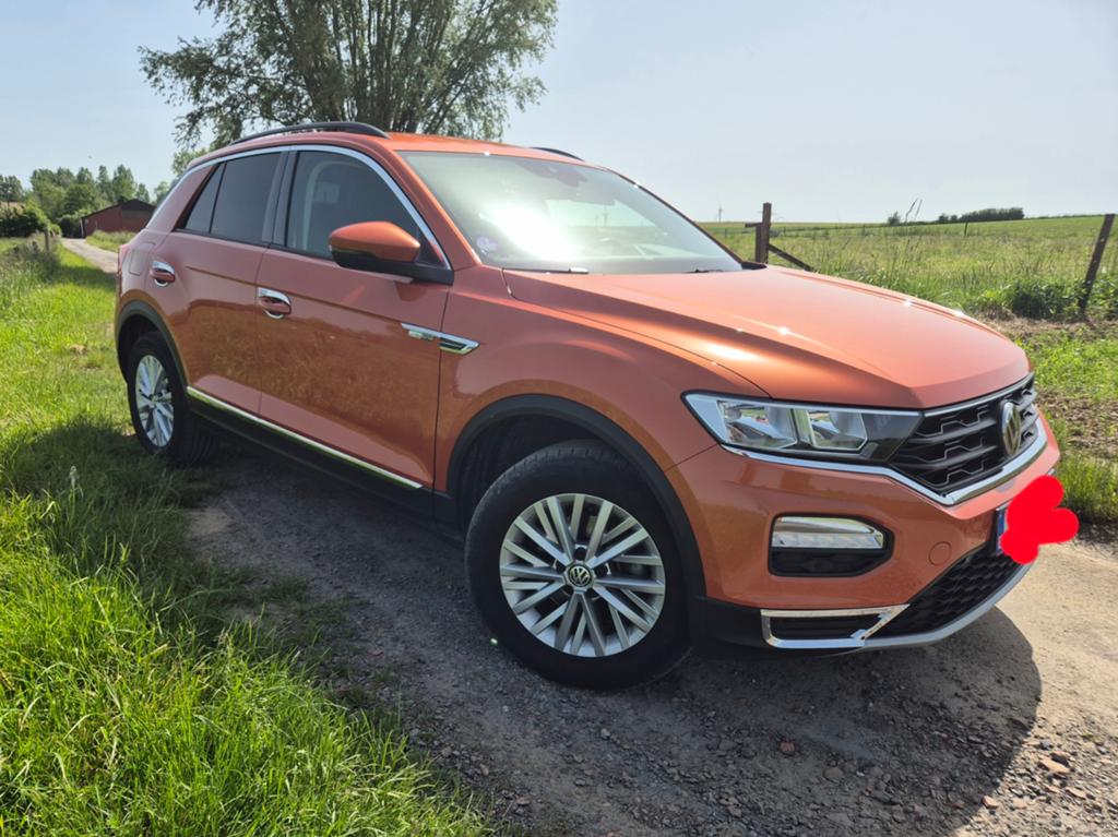 Volkswagen T-ROC, 63.000 km, Auto's, Volkswagen, Navigatiesysteem, Euro 6, Overige kleuren, 5 deurs