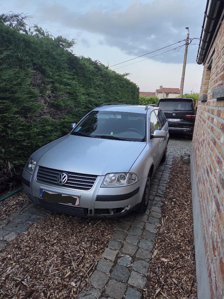 Volkswagen Passat, Auto's, Volkswagen, Voorwielaandrijving, Stof, Zwart, 4 cilinders