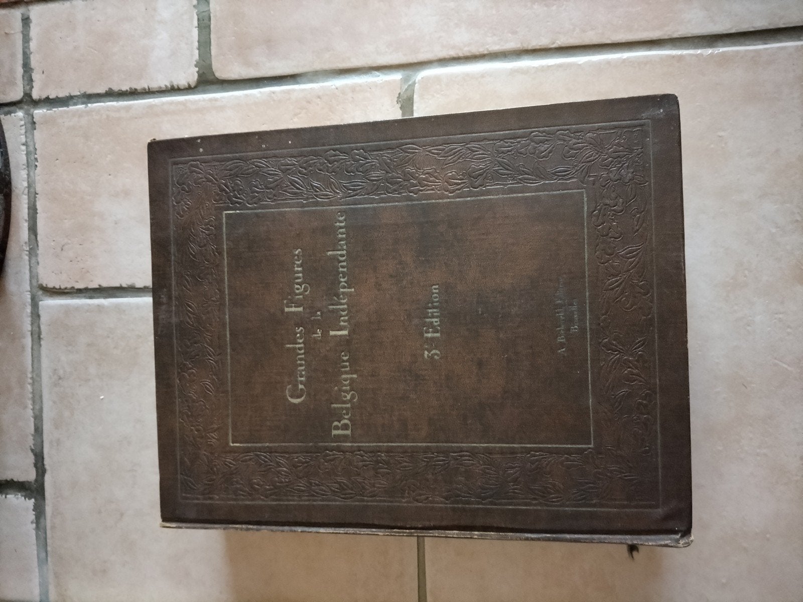 volumes de la Guerre, Livres, Enlèvement