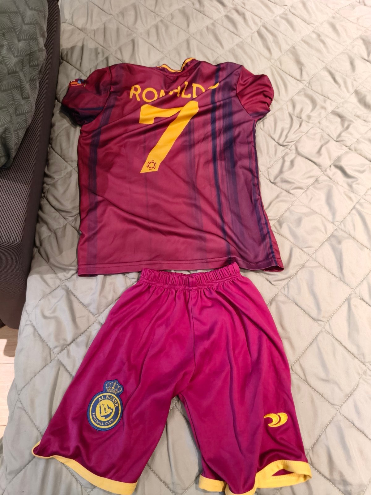 Ronaldo nummer 7 voetbaltruitje te koop 10 euro, Sport en Fitness, Voetbal, Ophalen of Verzenden