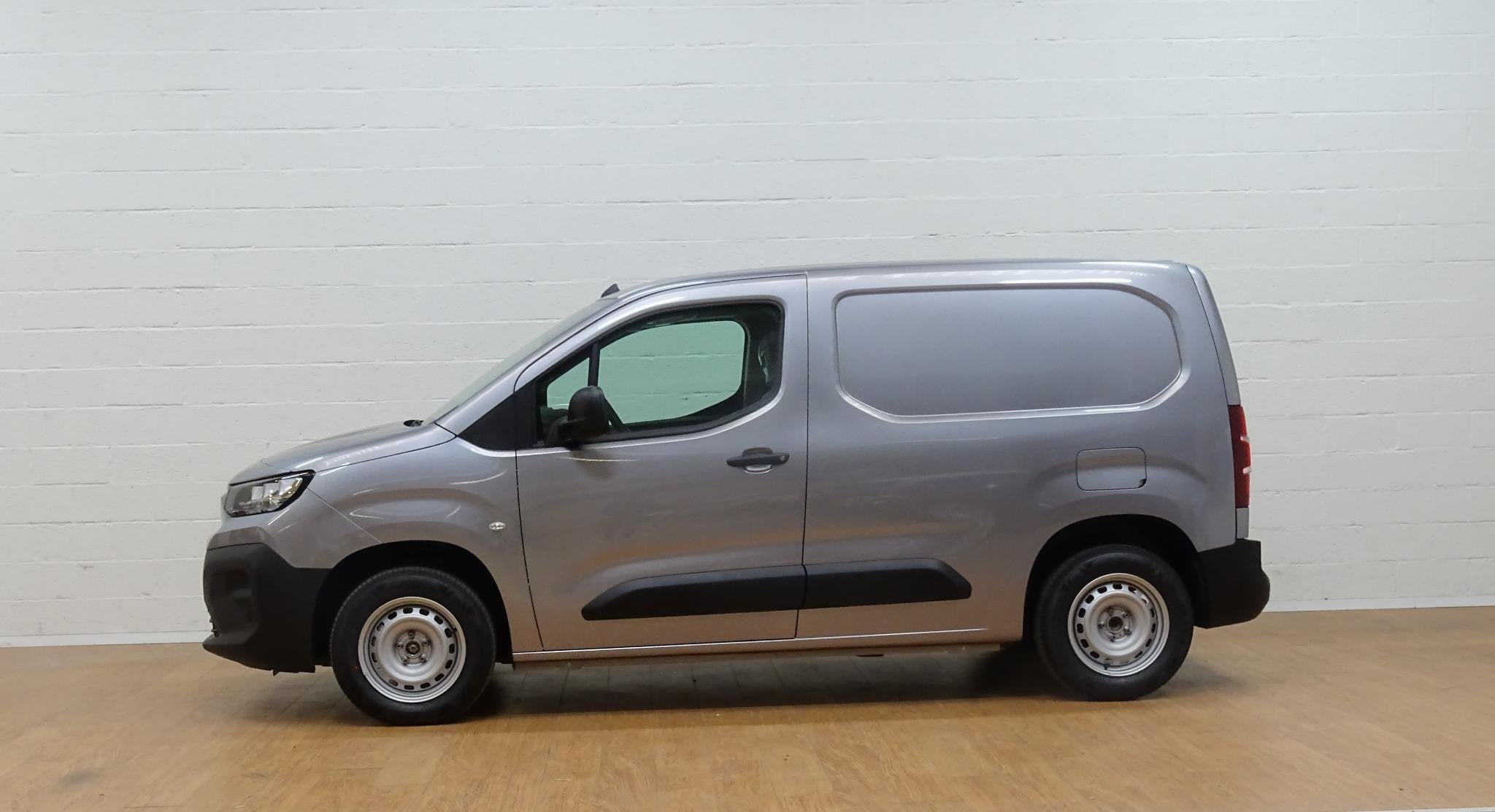 Citroën Berlingo M Light 1.2 PT 110 MAN6, Achat, https://public.car-pass.be/vhr/666b2084-f2fd-428e-88ff-54368f5fddc1, 4 portes