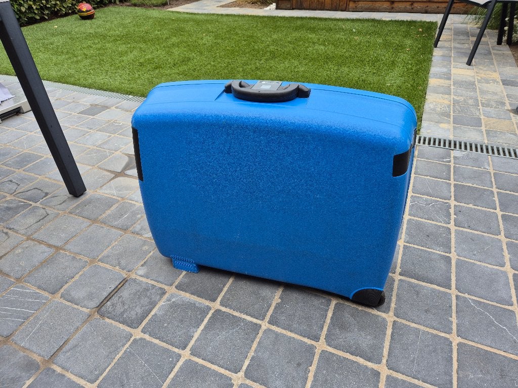 Reiskoffer Delsey - in uitstekende staat !, Handtassen en Accessoires, Koffers, Hard kunststof, Zo goed als nieuw, 70 cm of meer