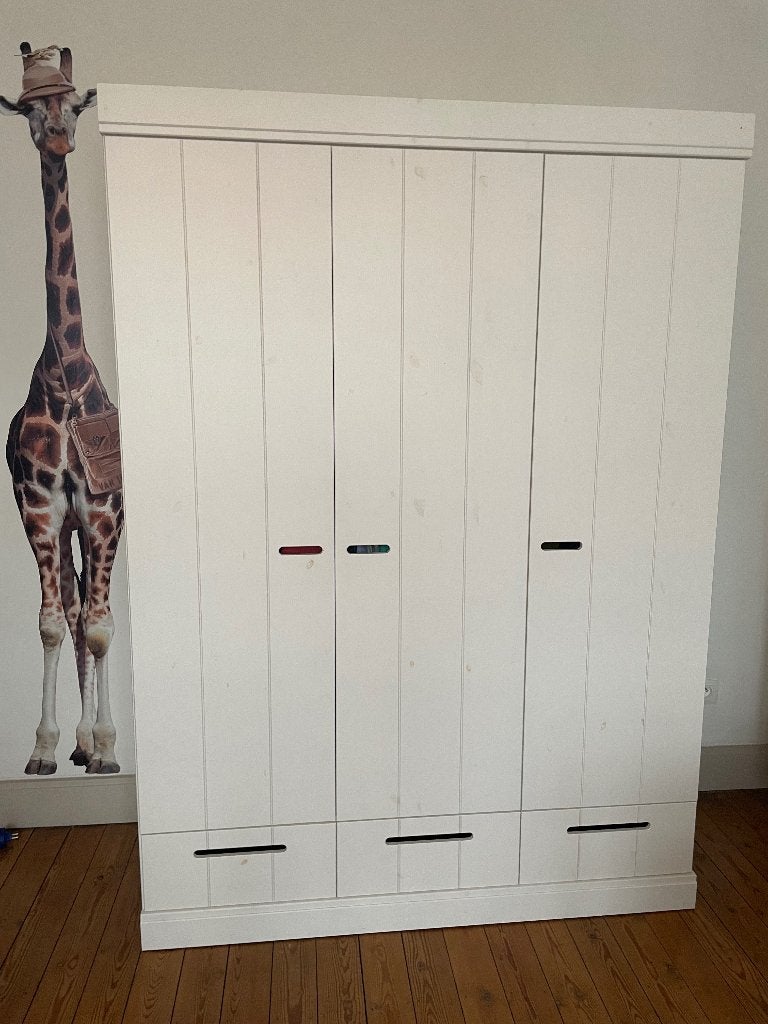 Armoire en pin massif, 100 à 150 cm, Utilisé, Avec tiroir(s), Pin