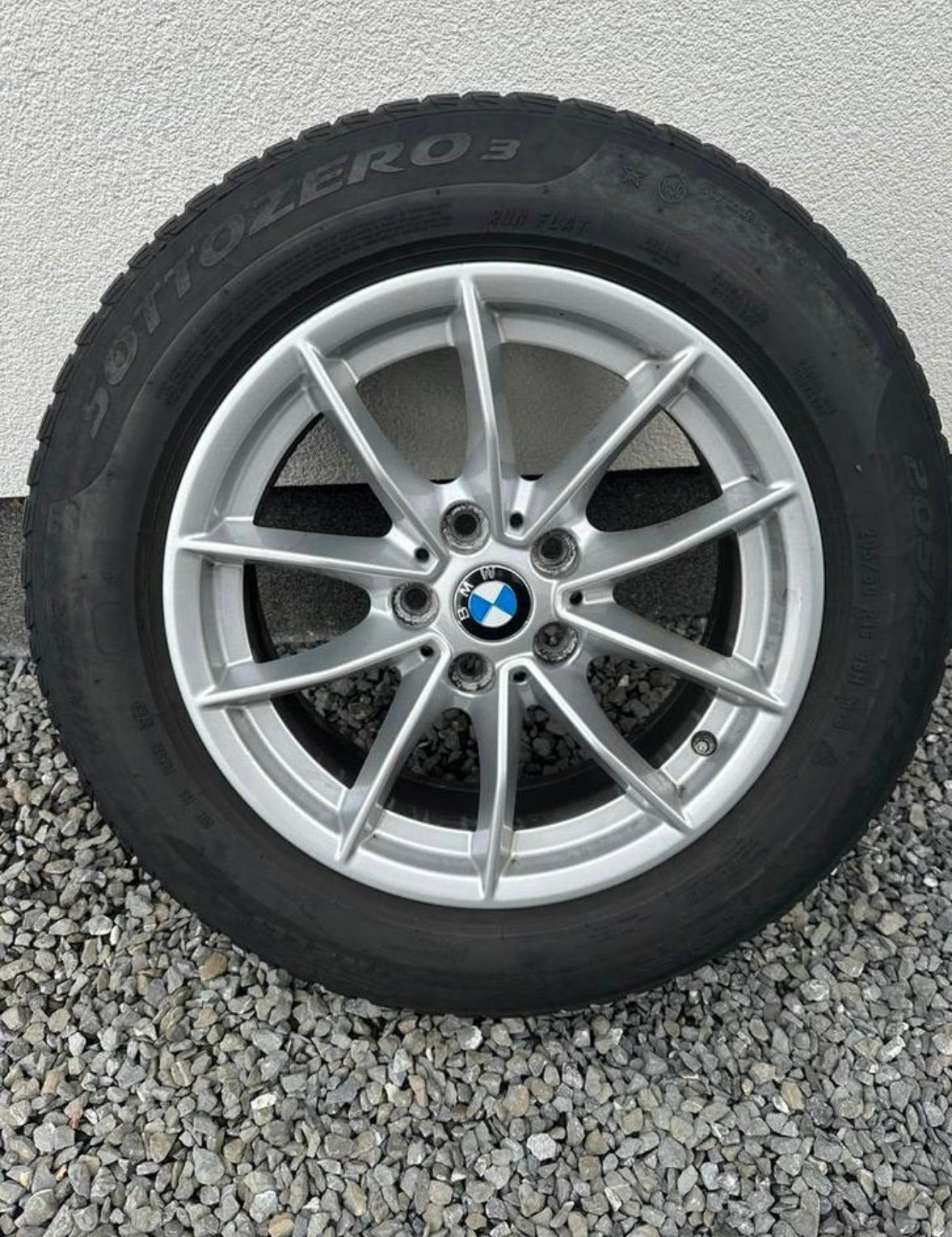 4 jantes BMW 16“ pneus hiver Pirelli Sottozero 3 Run Flat, Autos : Pièces & Accessoires, Pneus hiver, 16 pouces, Pneu(s), Enlèvement
