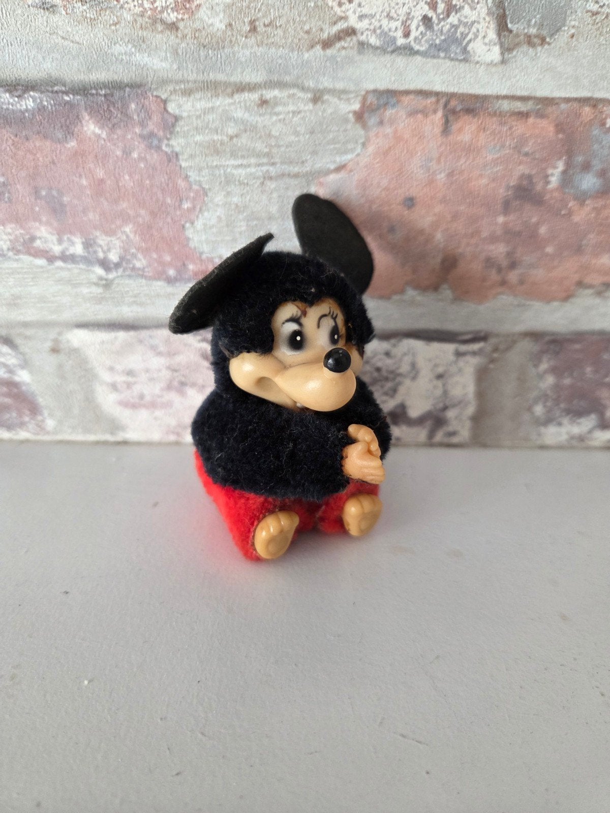 poupée vintage Mickey Mouse Squeeze, Enlèvement ou Envoi