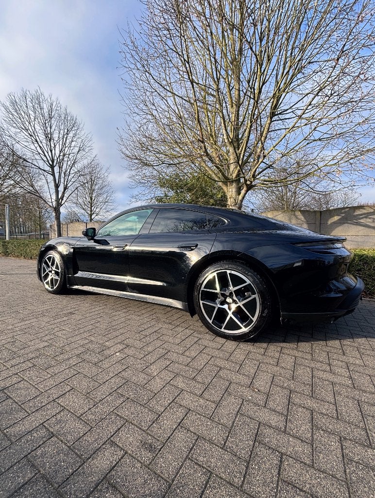 Porsche Taycan Facelift Performancebatterie+ Panorama Bose, Auto's, Automaat, Dealer onderhouden, Achterwielaandrijving, Zwart