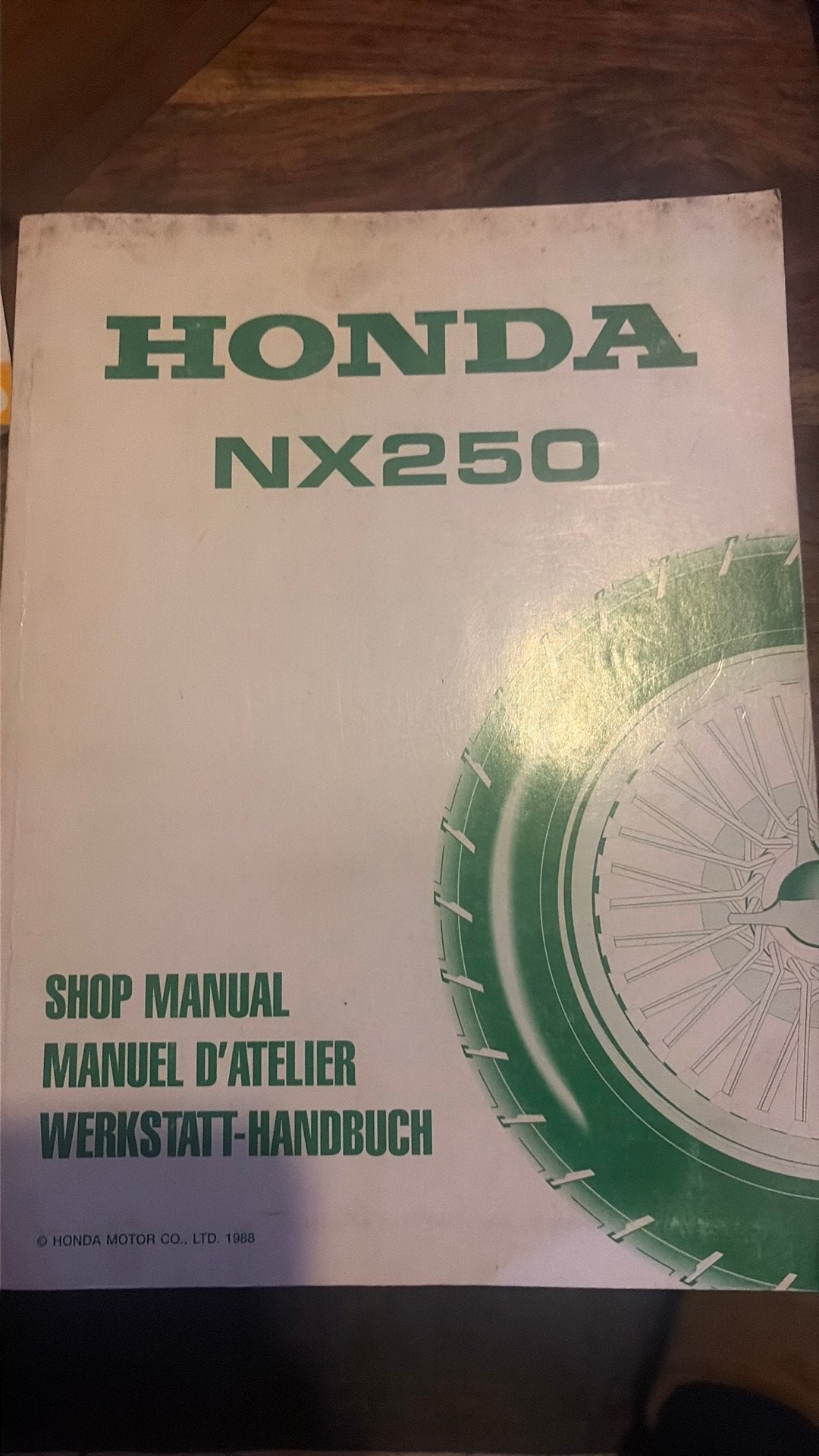 Manuel d'atelier original et rare de la Honda NX250, Enlèvement