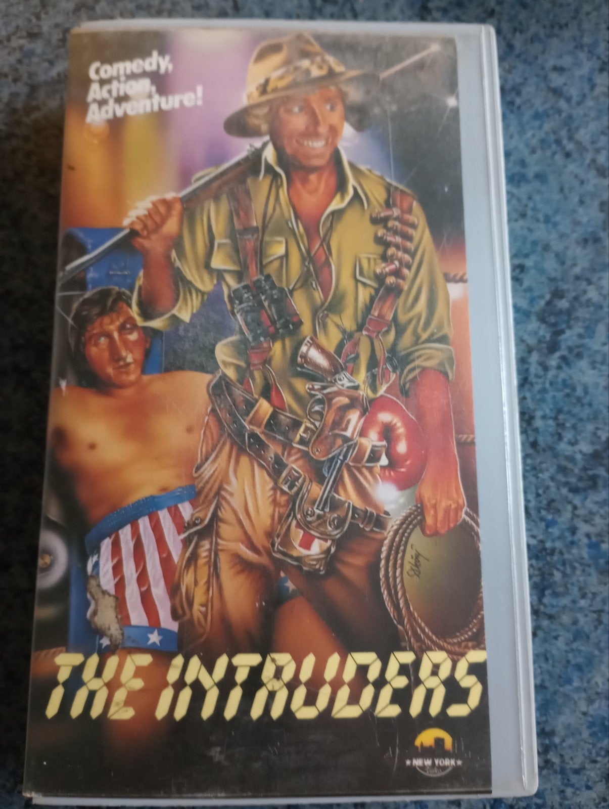 Thé Intruders, Ophalen of Verzenden, Zo goed als nieuw