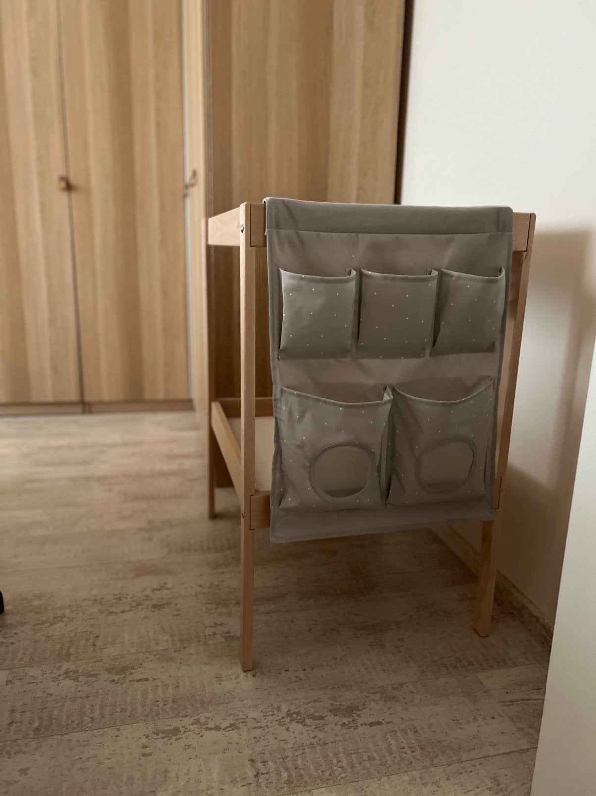 Sniglar commode/luiertafel, Minder dan 75 cm, 70 cm of meer, Zo goed als nieuw, Voetruimte