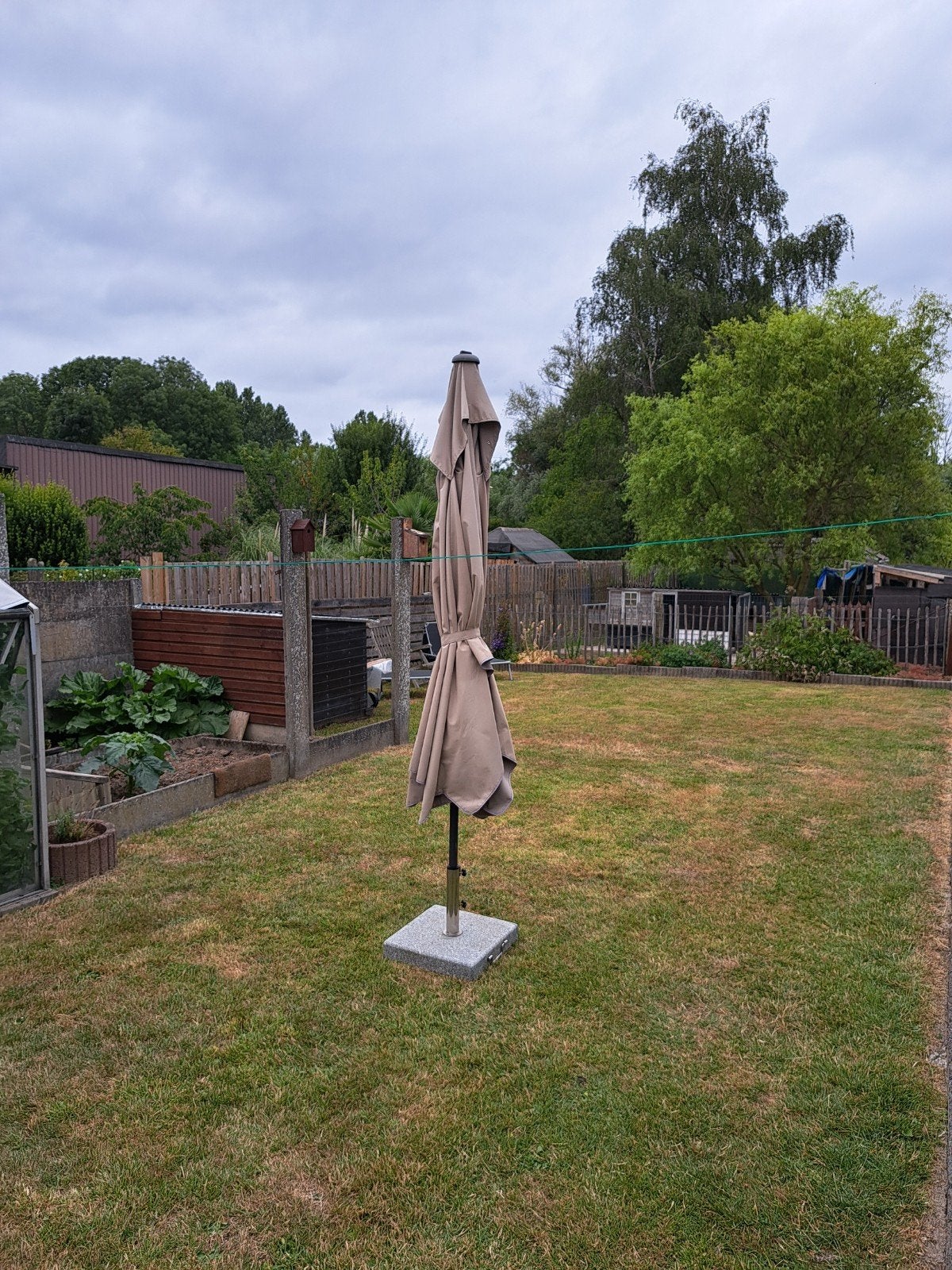 mooije Parasol Mt voet en merk MADISON, Tuin en Terras, Ophalen, Zo goed als nieuw, 1 tot 2 meter, Parasolvoet