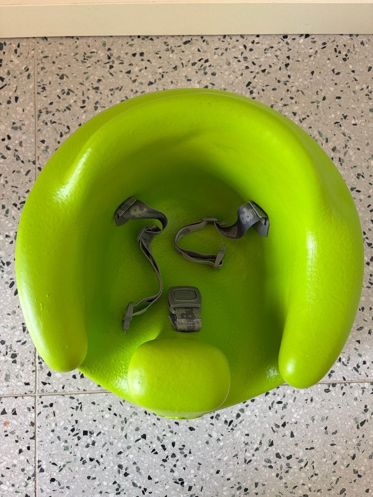 bumbo zitje baby met veiligheidsriempjes, Ophalen, Zo goed als nieuw, Overige typen, Gordel(s)