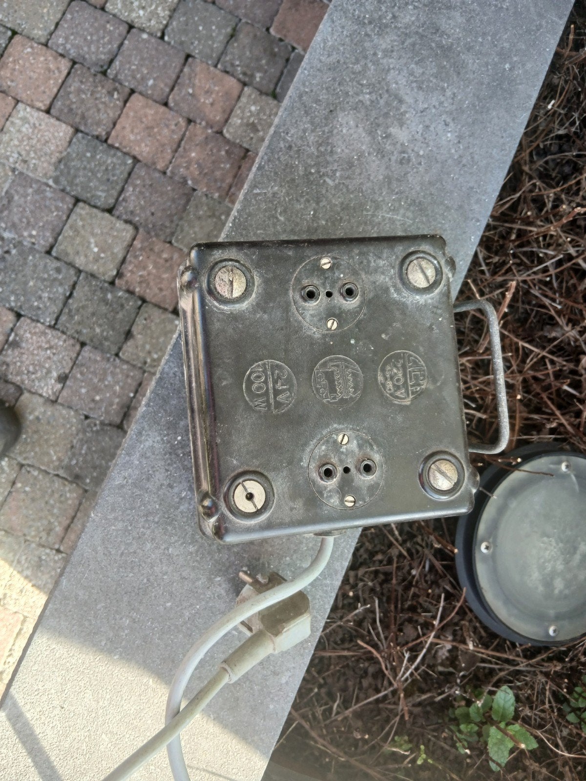 24 volt omvormer, Enlèvement ou Envoi