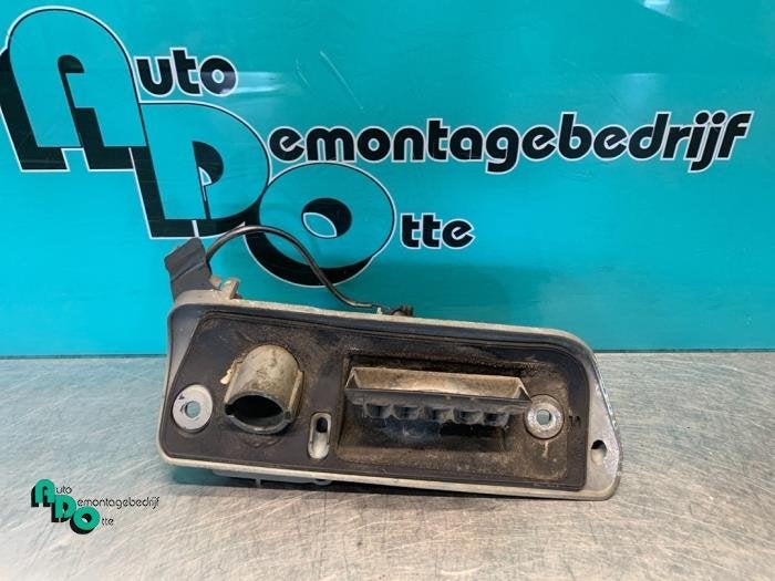 Poignée portière arrière camionnette d'un Volkswagen Cadd, Volkswagen, -, 3 mois de garantie, Utilisé