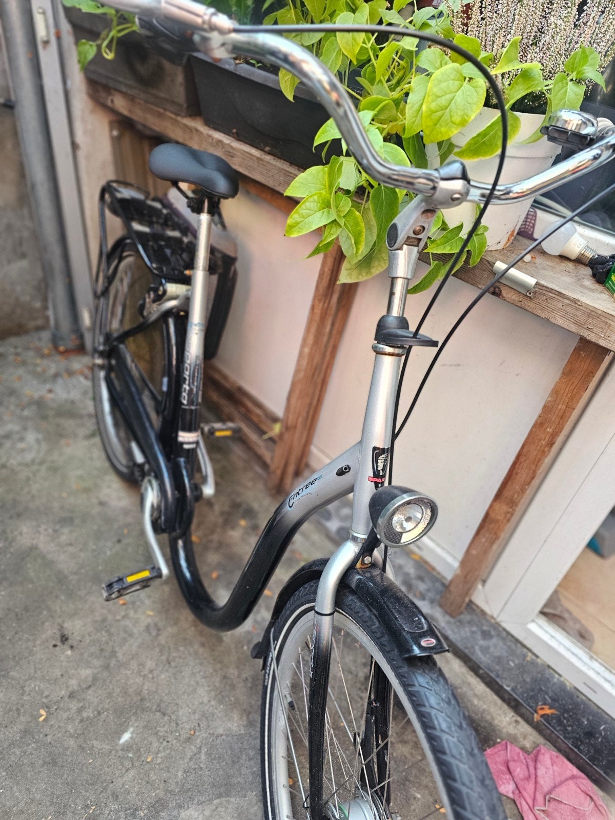 damesfiets in goede staat prijs 99 euro, Ophalen of Verzenden, Versnellingen