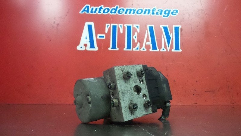 BLOC ABS (FREINS ANTI-BLOCAGE) Renault Megane (BA), Robert Bosch AG, Renault, Utilisé, Robert-Bosch-Allee 1
74232  Abstatt, DE