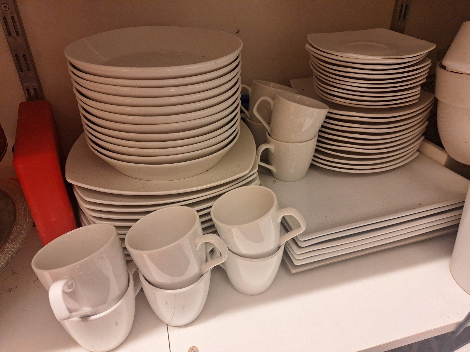 wit servies 12 personen, Huis en Inrichting, Ophalen, Bord(en)